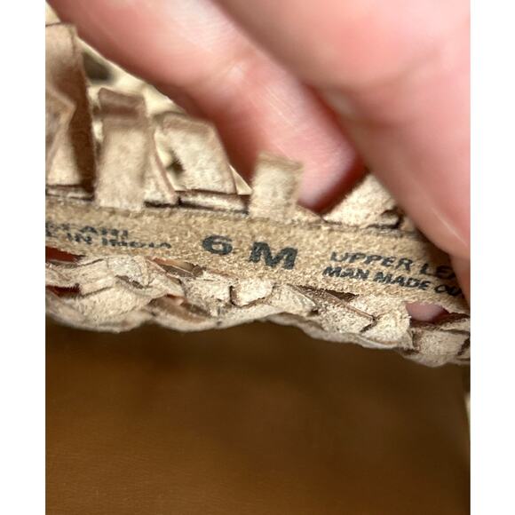 Coconuts by Matisse Women’s 6 Gold Leather Boho Slip-On Flat Sandals NEW - Picture 7 of 7